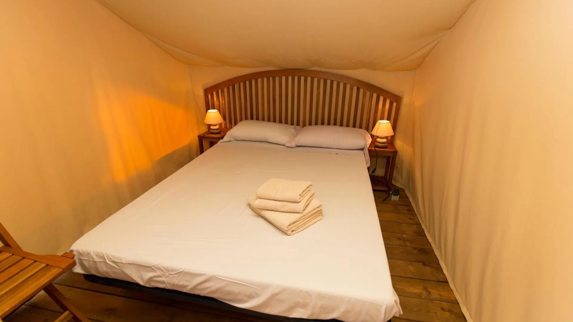 Camping Bungalows El Far Calella