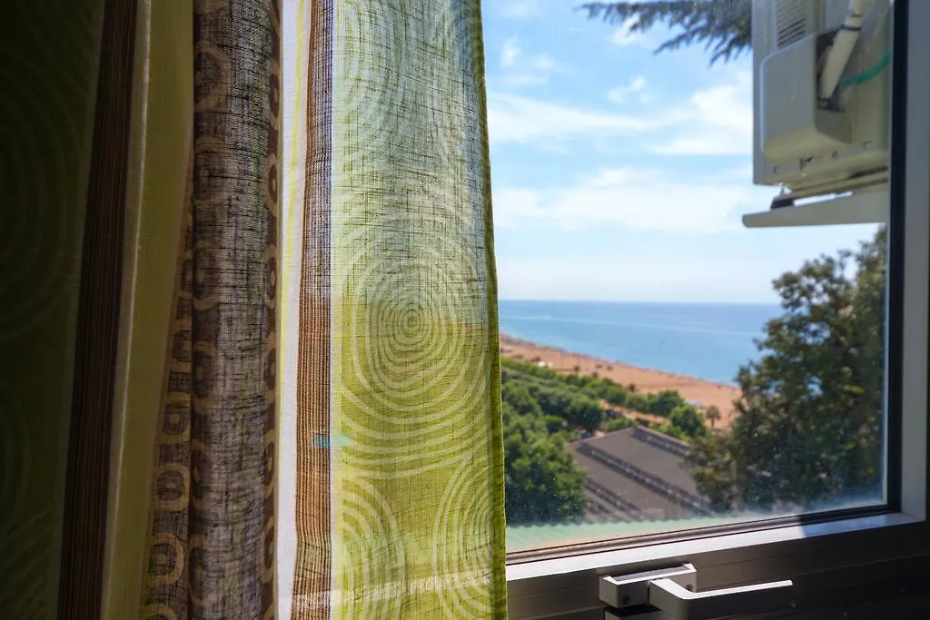 Camping Bungalows El Far Καλέλα