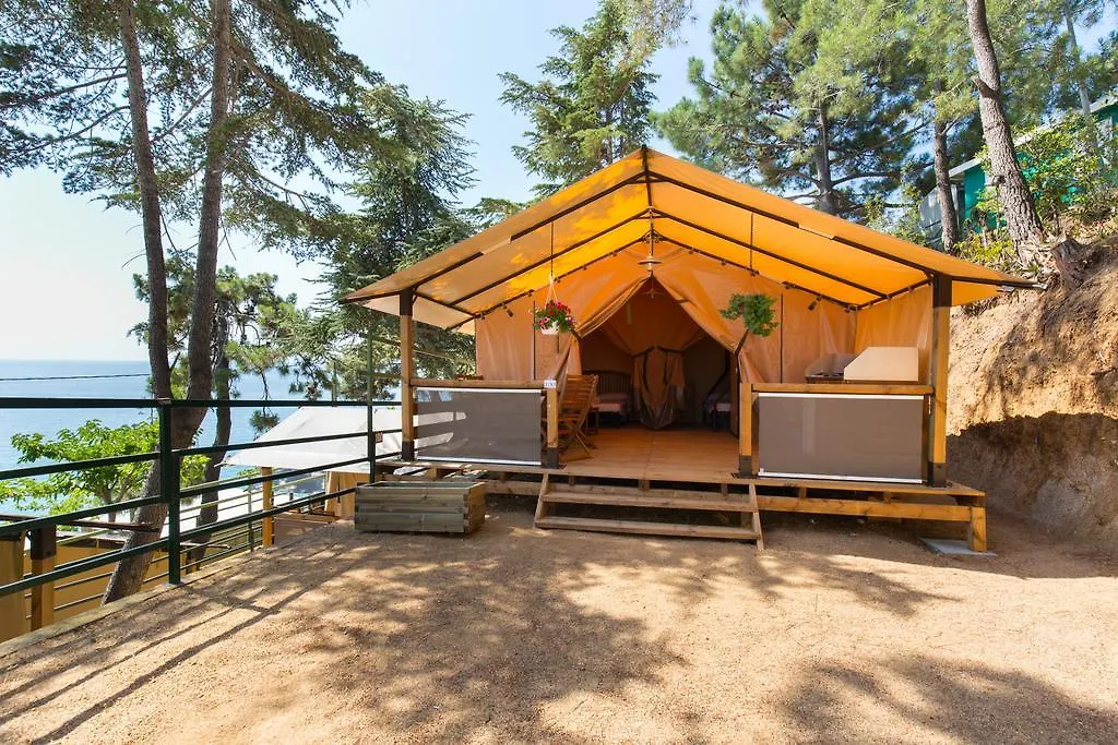 Camping Bungalows El Far Calella