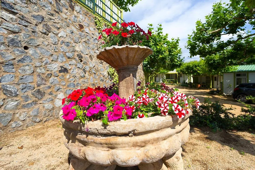 Campsite Camping Bungalows El Far Calella