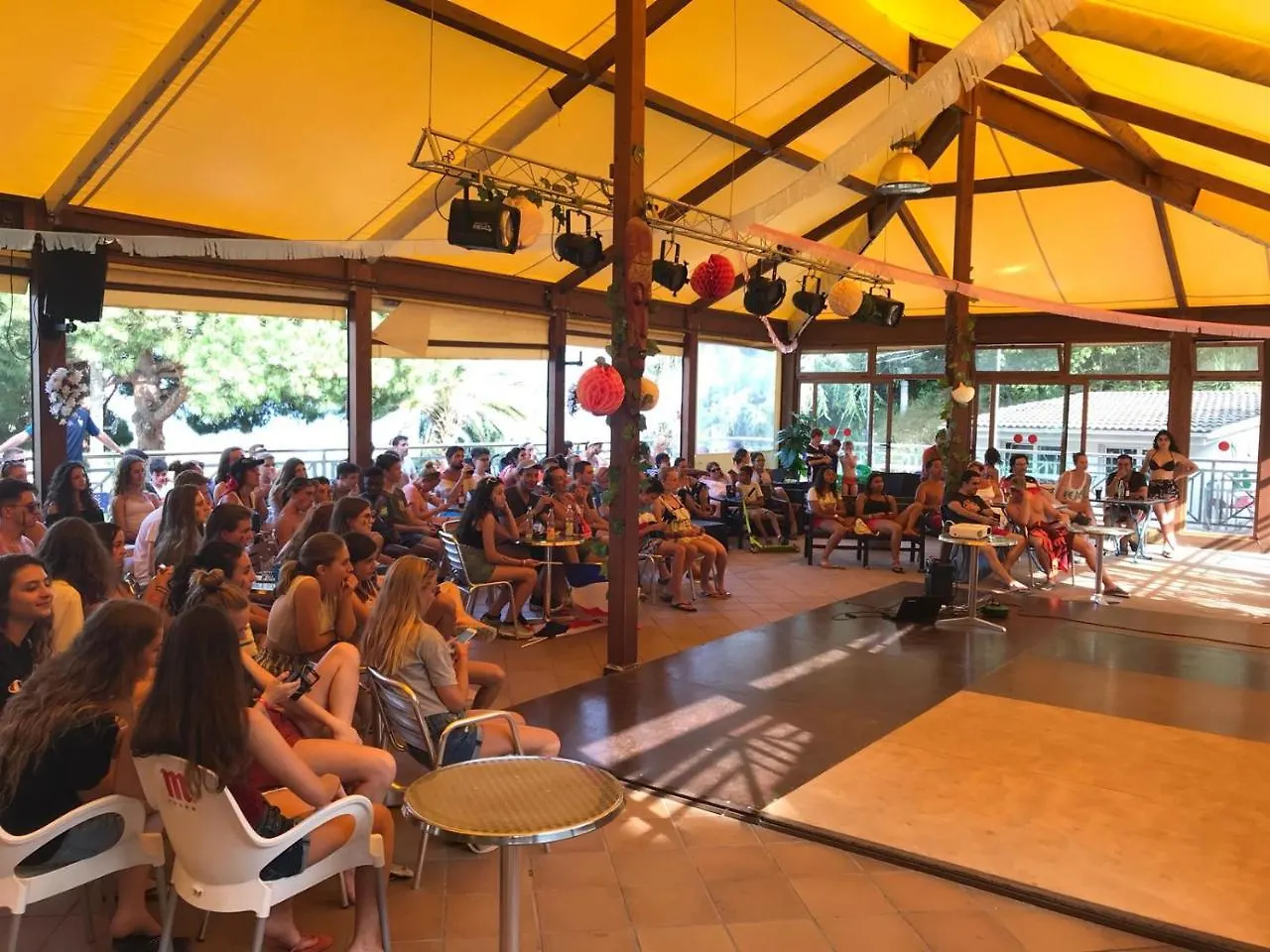 ** Κάμπινγκ Camping Bungalows El Far Καλέλα Ισπανία