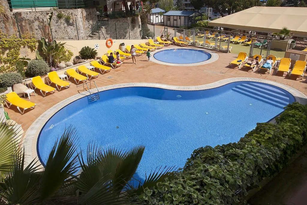Camping Bungalows El Far Calella Campsite