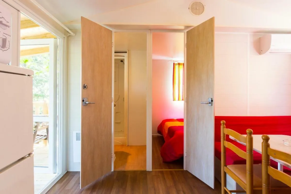 ** Κάμπινγκ Camping Bungalows El Far Καλέλα Ισπανία